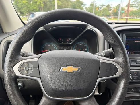 Used 2020 Chevrolet Colorado W/T w/ Custom Special Edition RWD image 11