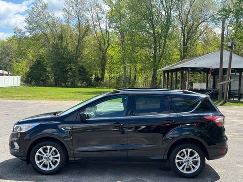 Used 2018 Ford Escape SE FWD image 12