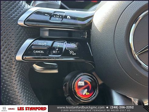 Used 2024 Mercedes-Benz C 43 AMG 4MATIC Sedan image 24