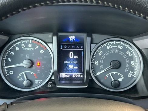 Certified 2023 Toyota Tacoma TRD Off-Road w/ TRD Premium Off Road Package AWD/4WD image 31