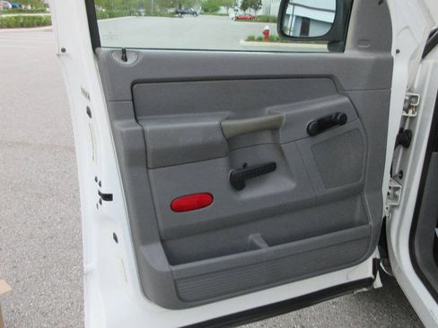 Used 2007 Dodge Ram 2500 Truck ST RWD image 12