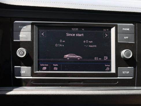 Used 2019 Volkswagen Jetta SE image 27