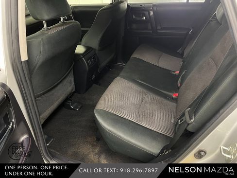 Used 2022 Toyota 4Runner TRD Off-Road image 33