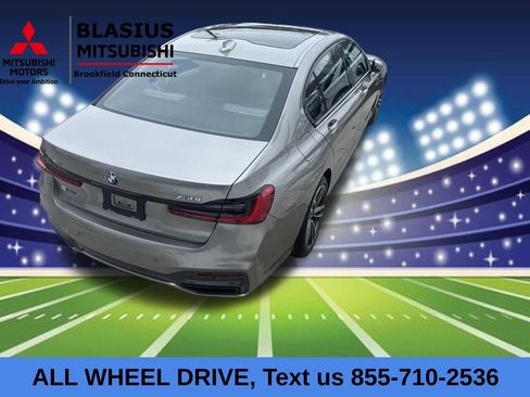 Used 2021 BMW 750i xDrive w/ Executive Package image 4