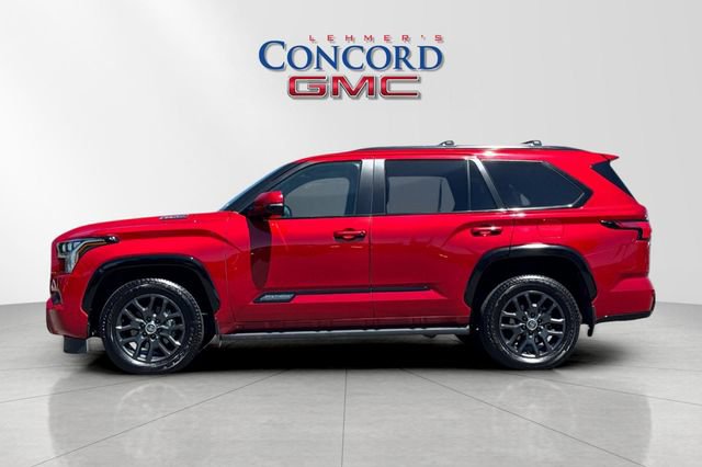 Used 2024 Toyota Sequoia Platinum AWD/4WD image 7