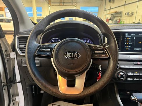 Certified 2020 Kia Sportage LX image 15