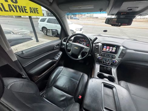 Used 2015 Chevrolet Suburban LT AWD/4WD image 27