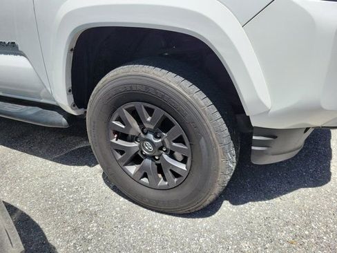 Used 2023 Toyota Tacoma SR5 image 9