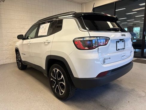 Used 2024 Jeep Compass Limited AWD/4WD image 16
