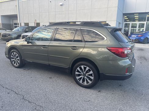 Used 2016 Subaru Outback 2.5i Limited image 4