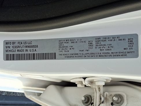 Used 2021 RAM 1500 Laramie AWD/4WD image 28