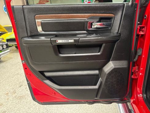 Used 2018 RAM 2500 Laramie w/ Convenience Group image 42