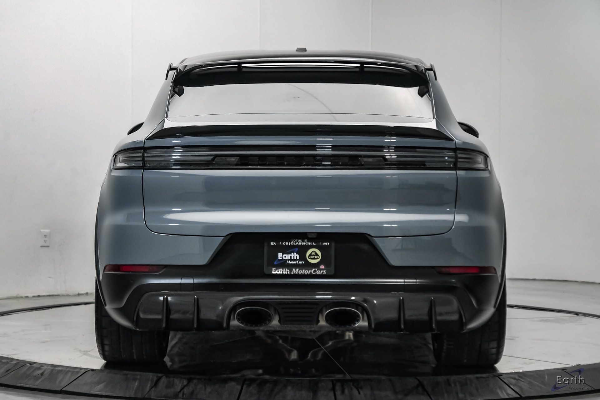Used 2024 Porsche Cayenne Turbo GT AWD/4WD image 12