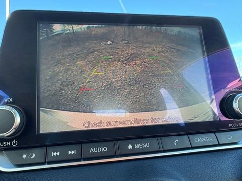 Used 2020 Nissan Sentra SV w/ Electronics Package image 21