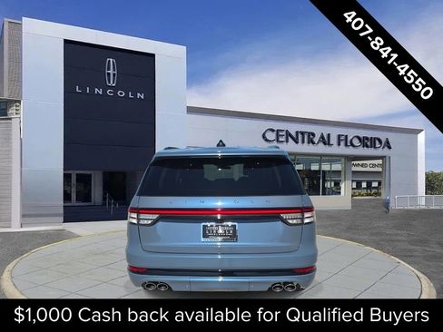 New 2026 Lincoln Aviator 2WD w/ Jet Appearance Package image 3