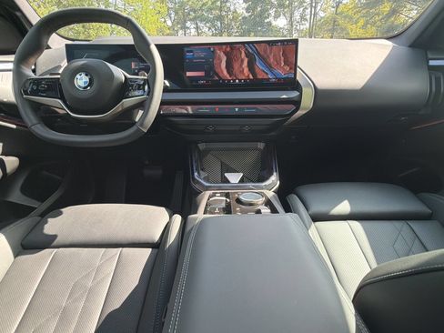 Used 2025 BMW X3 xDrive30i AWD/4WD image 17