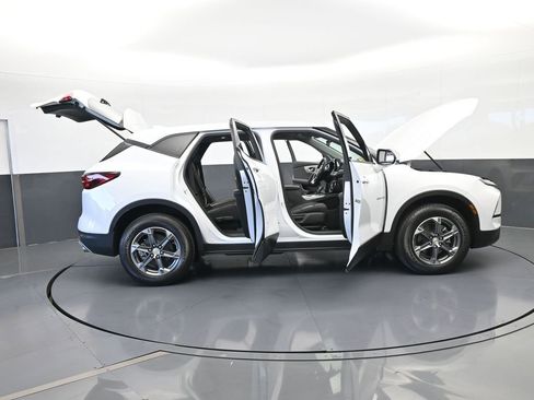 Used 2024 Chevrolet Blazer LT image 71