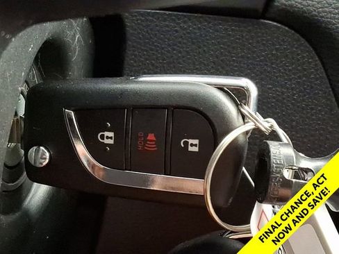 Certified 2025 Toyota RAV4 LE AWD/4WD image 17