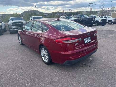 Used 2019 Ford Fusion SE FWD image 5