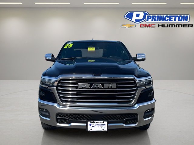 Used 2025 RAM 1500 Laramie AWD/4WD image 2