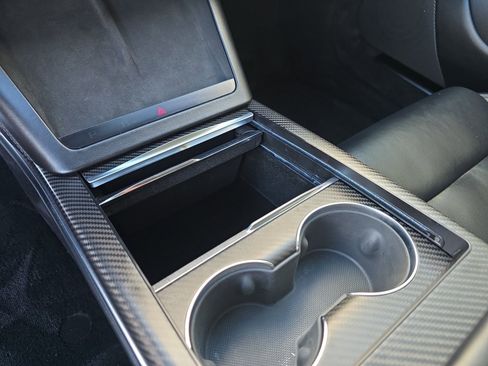 Used 2021 Tesla Model S Plaid image 20