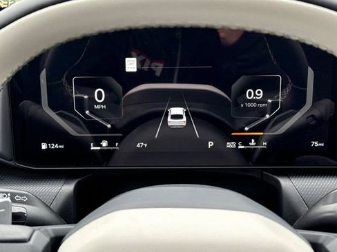 New 2025 Kia K4 GT-Line image 30