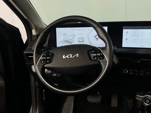 Used 2024 Kia EV6 Light image 14