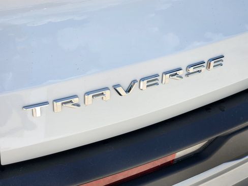 New 2026 Chevrolet Traverse LT FWD image 12