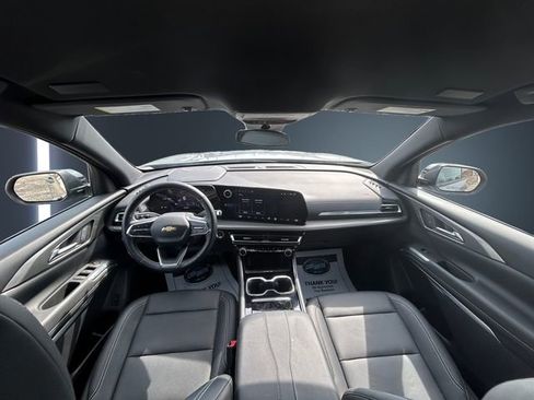 Used 2024 Chevrolet Traverse LT w/ LPO, Floor Liner Package image 10