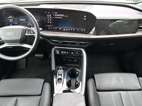 Certified 2025 Audi Q5 Premium Plus w/ Premium Plus image 17