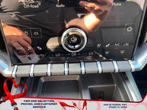 New 2026 GMC Acadia AT4 w/ Luxury Package image 22