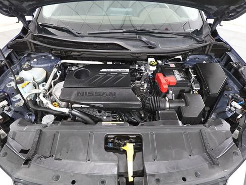 Used 2023 Nissan Rogue SV image 30