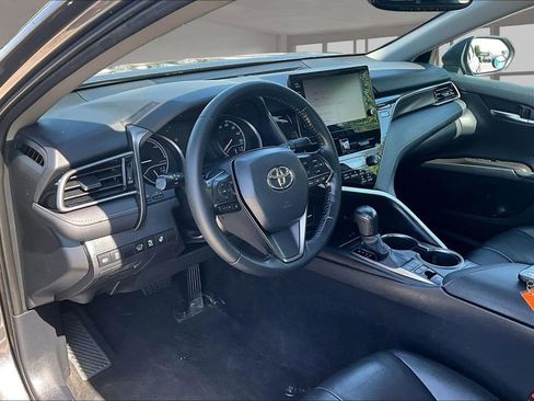 Used 2022 Toyota Camry XSE FWD image 14