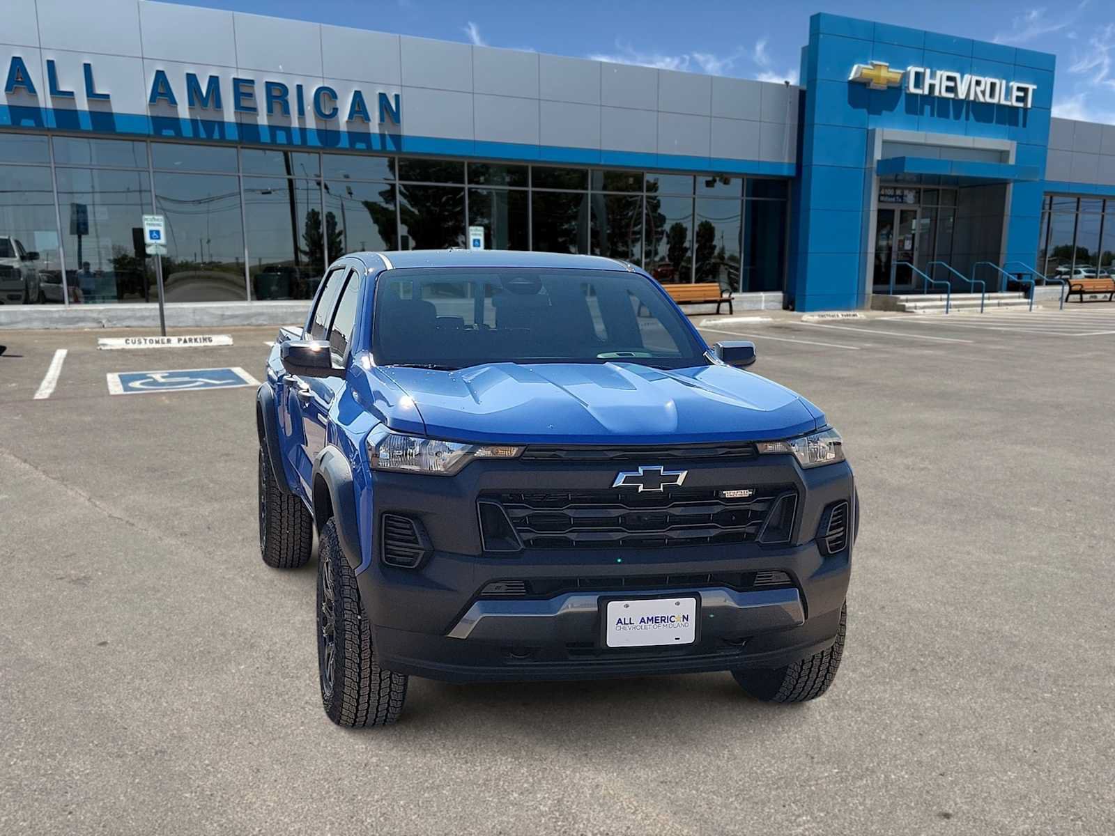 New 2026 Chevrolet Colorado Trail Boss AWD/4WD image 2