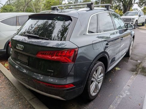 Used 2019 Audi Q5 2.0T Premium Plus w/ Premium Plus Package AWD/4WD image 2