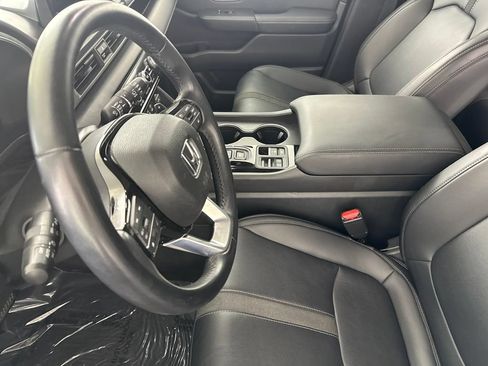 Used 2023 Honda Pilot Touring image 22