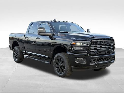 New 2026 RAM 2500 Big Horn AWD/4WD image 8