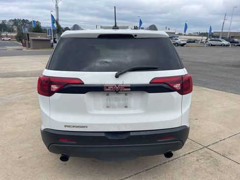 Used 2019 GMC Acadia SLT w/ Black Edition image 6