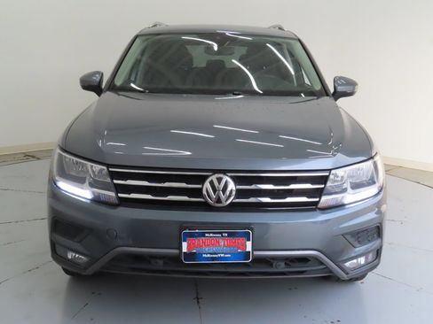 Used 2021 Volkswagen Tiguan SEL AWD/4WD image 9