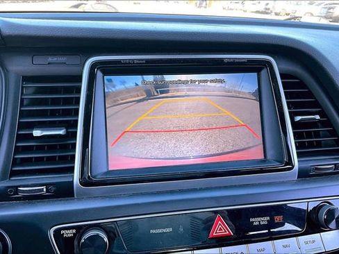 Used 2018 Hyundai Sonata Limited image 21