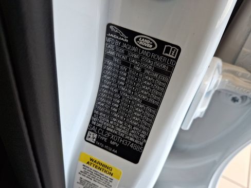 New 2026 Land Rover Discovery Sport Landmark image 19