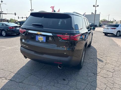 Used 2023 Chevrolet Traverse LT w/ Rear Camera Mirror Package AWD/4WD image 10