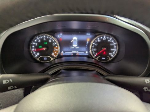 Certified 2022 Jeep Renegade Limited image 22