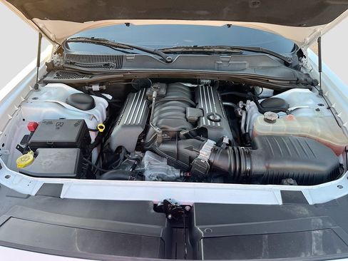 Used 2022 Dodge Challenger R/T Scat Pack w/ Driver Convenience Group RWD image 29