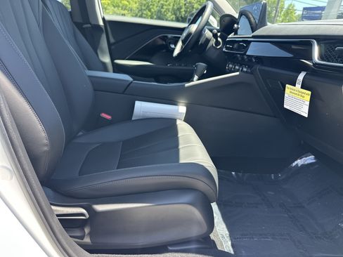 Certified 2025 Acura ADX FWD image 15