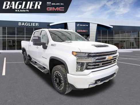 Used 2021 Chevrolet Silverado 2500 High Country w/ Technology Package image 1