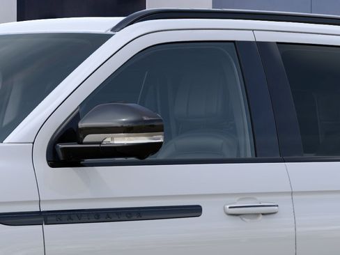New 2027 Lincoln Navigator Reserve w/ Jet Appearance Package RWD image 20