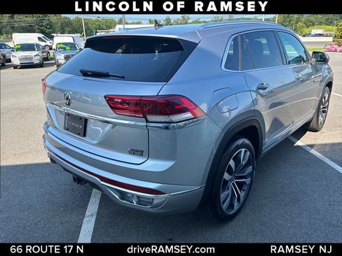 Used 2023 Volkswagen Atlas Cross Sport SEL Premium R-Line AWD/4WD image 7