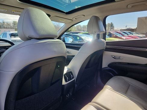 Certified 2024 Hyundai Tucson Limited AWD/4WD image 25