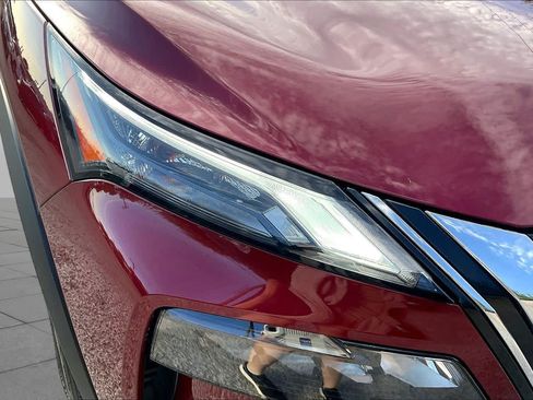 Used 2021 Nissan Rogue S FWD image 27
